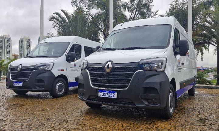 Assistência Social anuncia aquisição de duas vans para fortalecer atendimento de suas equipes