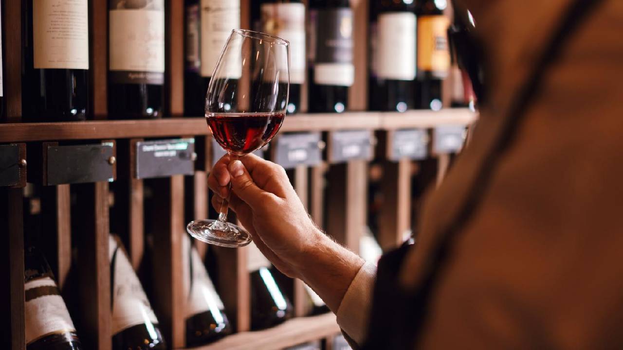 Brasil descobre o vinho e deve ampliar consumo em até 30% com calendário intenso de feriados e eventos em 2026