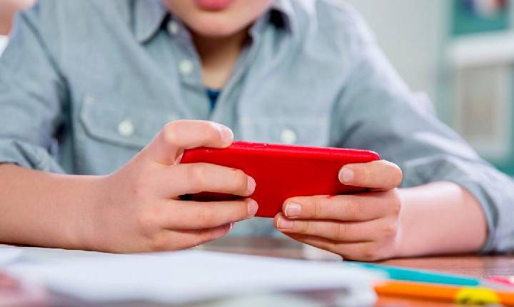 Cerca de 2,4 milhões de brasileiros vivem com autismo e especialistas defendem informação responsável sobre o espectro