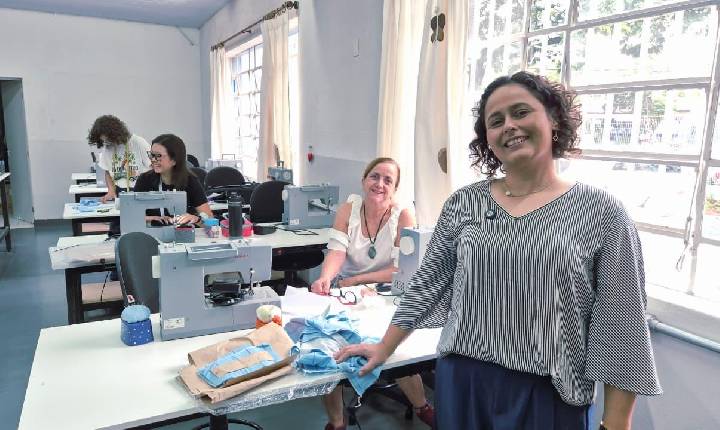 Criarte abre inscrições para novas turmas do curso de Costura e Customização de Figurinos