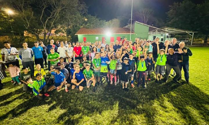 Dr. Custódio inaugura nova estrutura de iluminação no Parque Indaiá