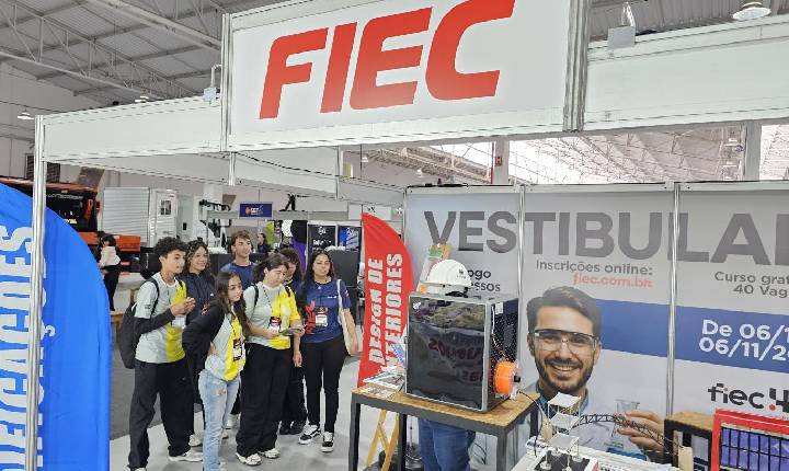 FIEC participa da FEIND 2026 e convida população para conhecer cursos e oportunidades