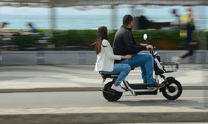 Prefeitura orienta condutores sobre uso correto de ciclomotores e reforça fiscalização educativa