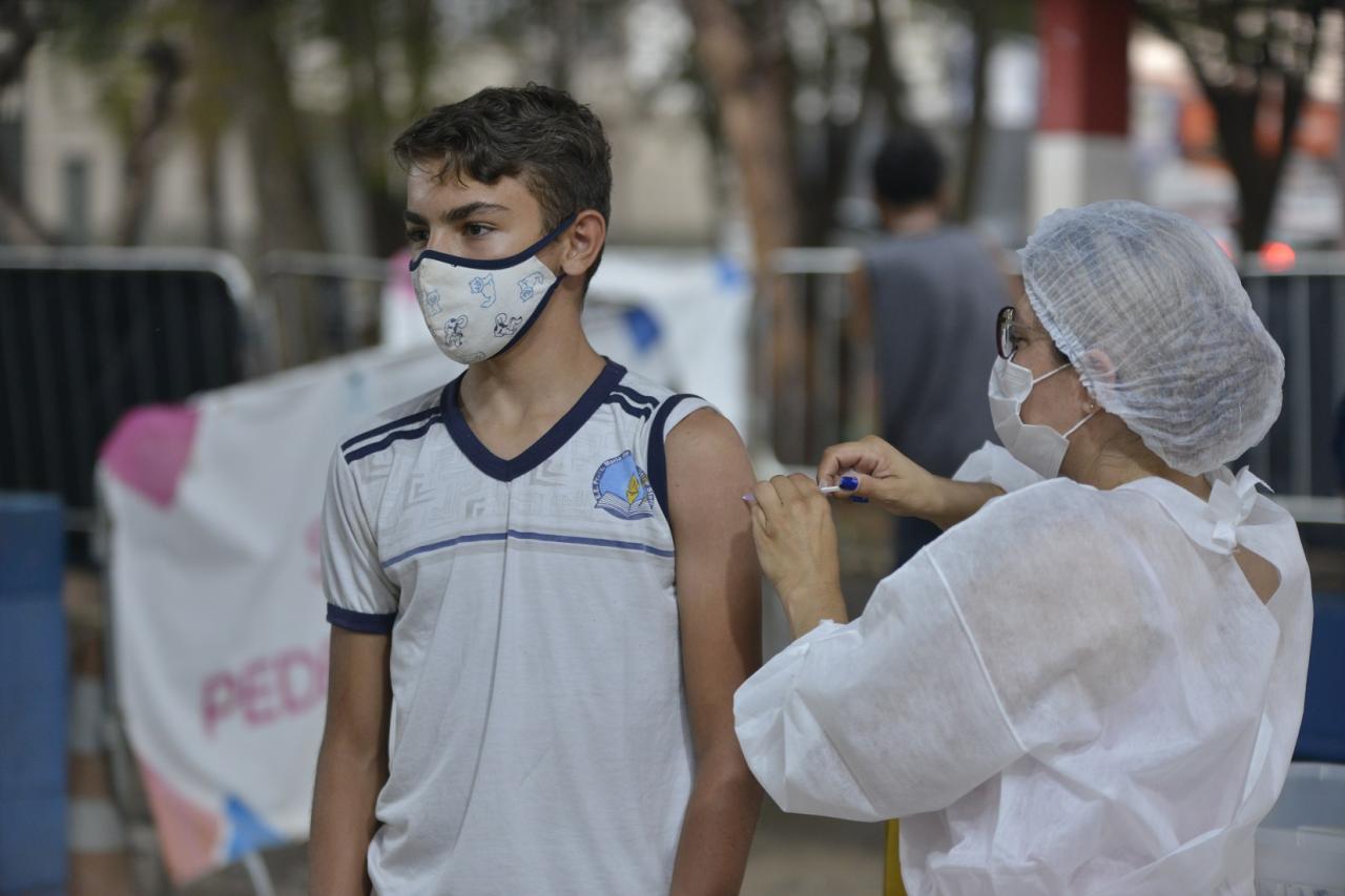 Saúde prorroga uso da vacina meningocócica ACWY para adolescentes de 13 e 14 anos até dezembro