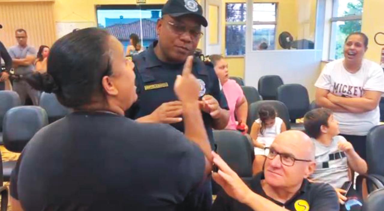 AUDIÊNCIA PÚBLICA NA CÂMARA ACABA NA DELEGACIA