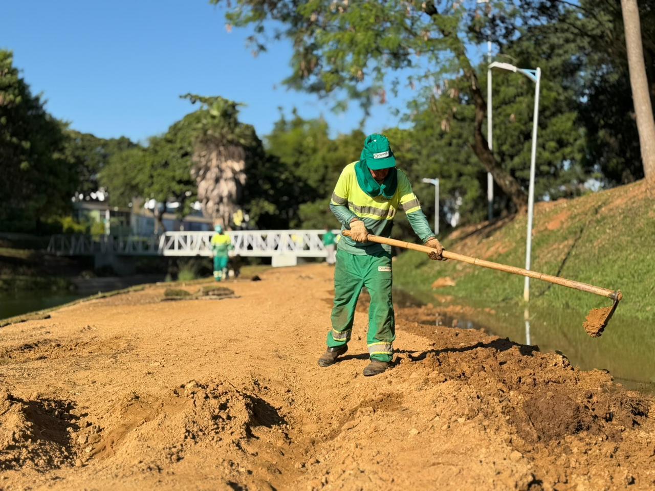 Revitalização do primeiro trecho do Parque Ecológico avança com foco em segurança e preservação ambiental