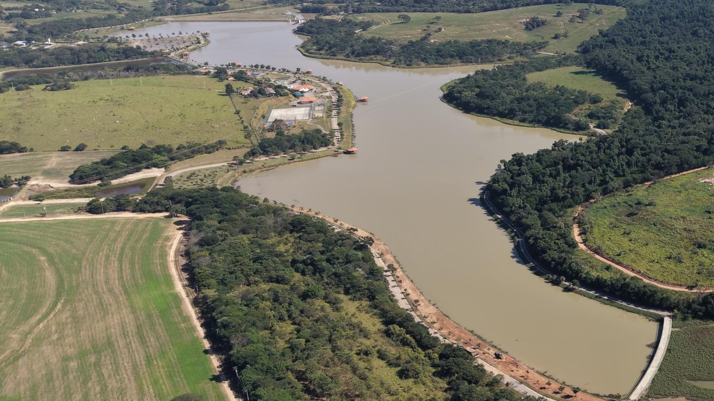 Saae conclui mais uma etapa do desassoreamento na represa do Mirim