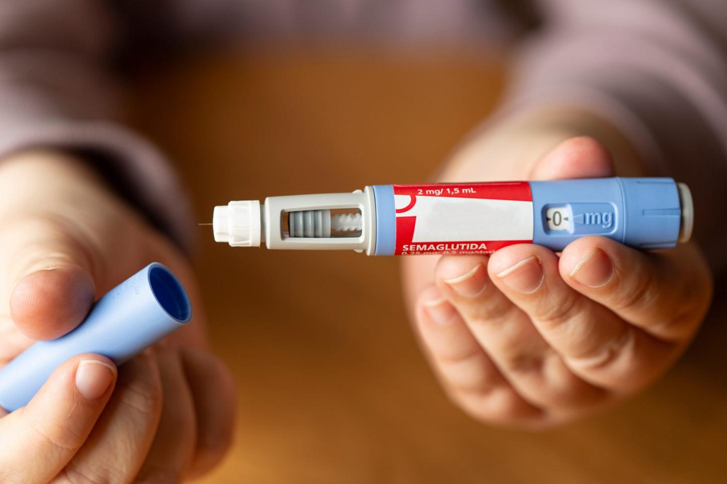 Fábrica da Cristália prepara máquinas para produzir canetas para emagrecimento