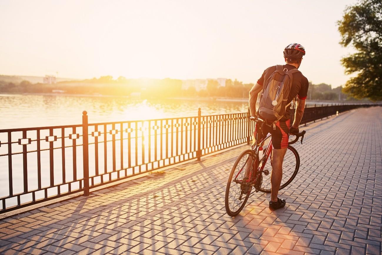 Pedalar faz bem ao coração, mas atenção aos riscos: cinco lesões comuns e como preveni-las