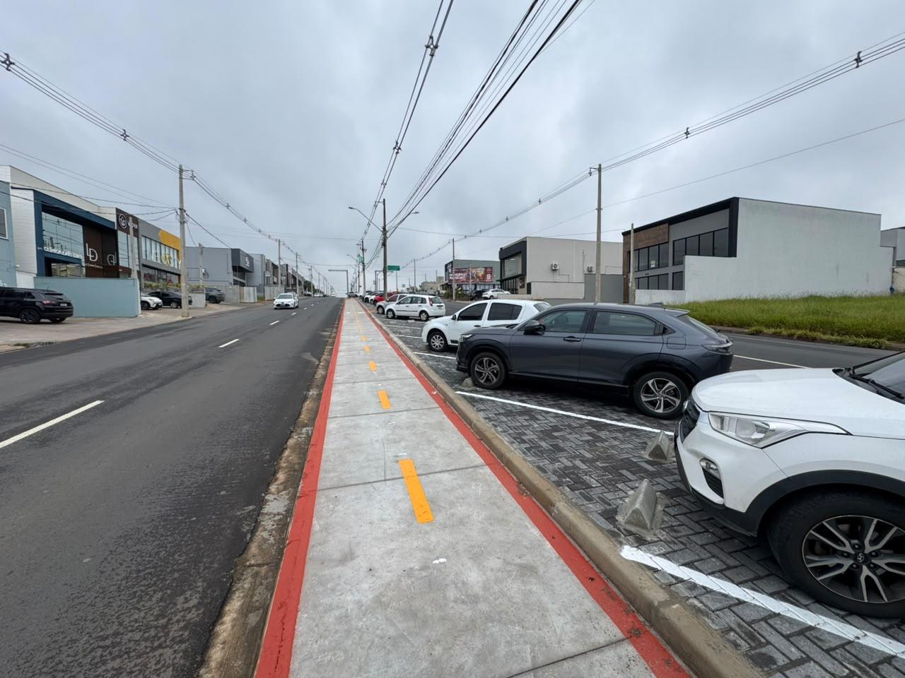 Prefeitura conclui obras de readequação viária na Avenida Fábio Ferraz Bicudo