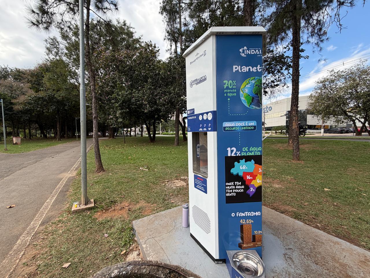 Parque Ecológico ganha três estações de hidratação com água gelada e recarga de celular
