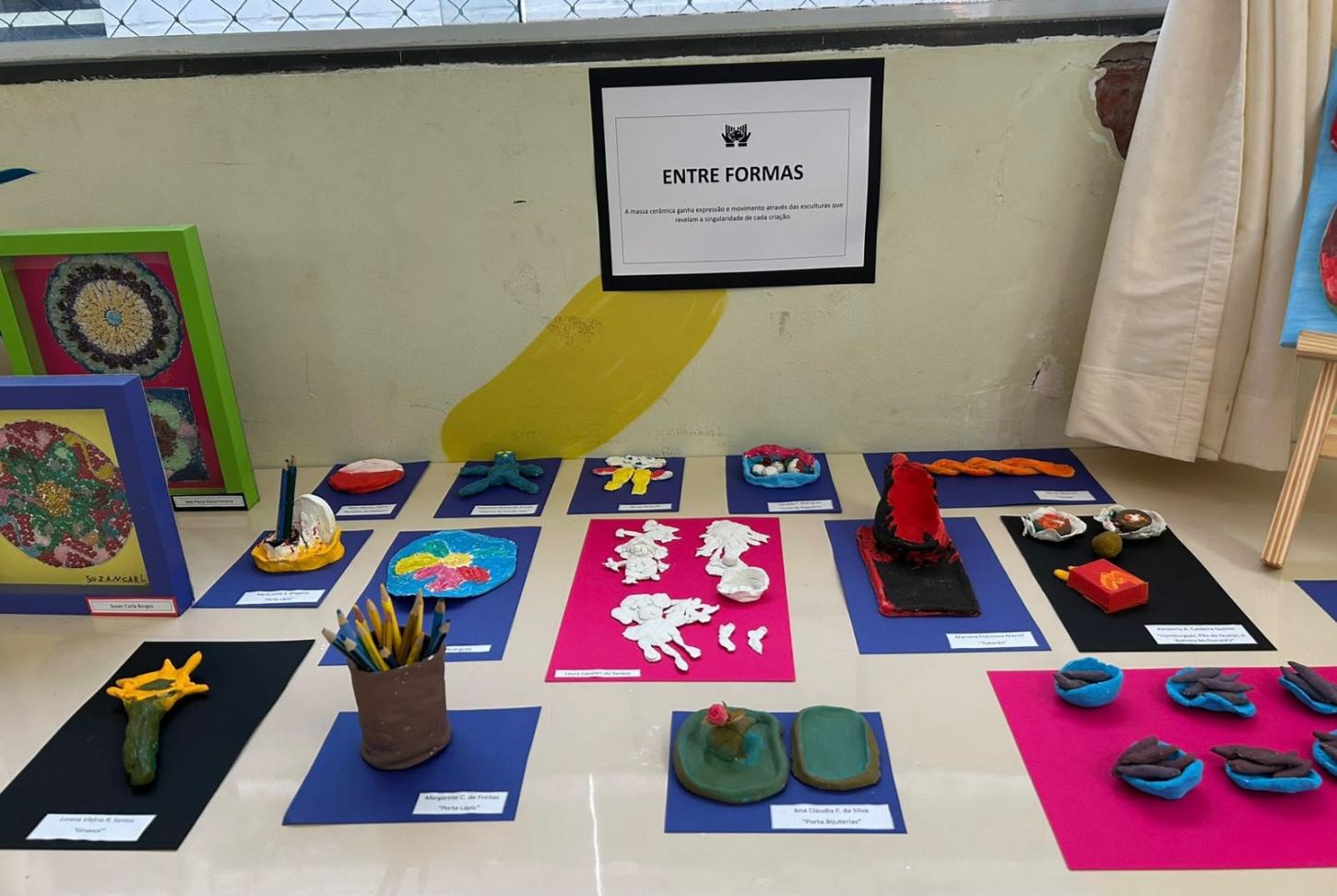 Prefeitura recebe exposição gratuita com obras produzidas por atendidos do Ciaspe
