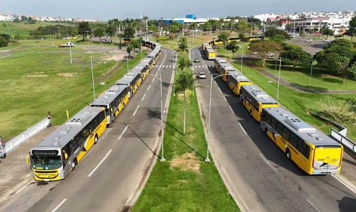Secretaria de Mobilidade Urbana renova frota de ônibus do transporte coletivo
